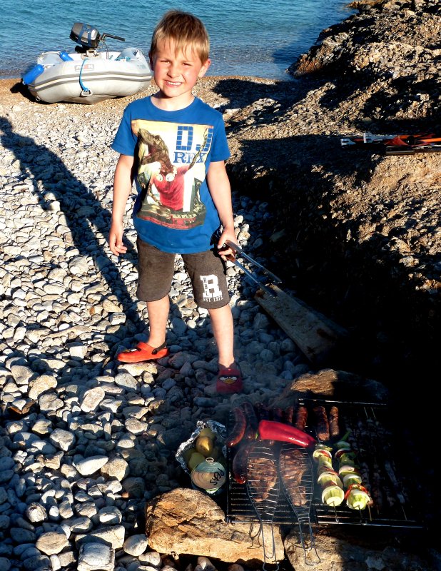 {short description of image}